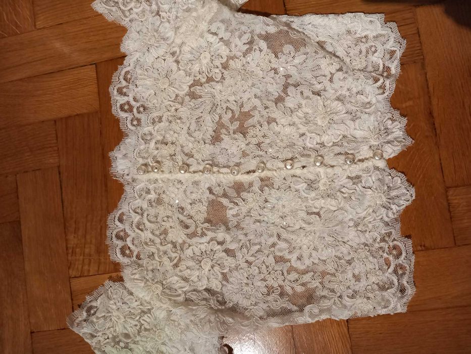 Bolerko ślubne z hiszpanskiej koronki ivory 38 M
