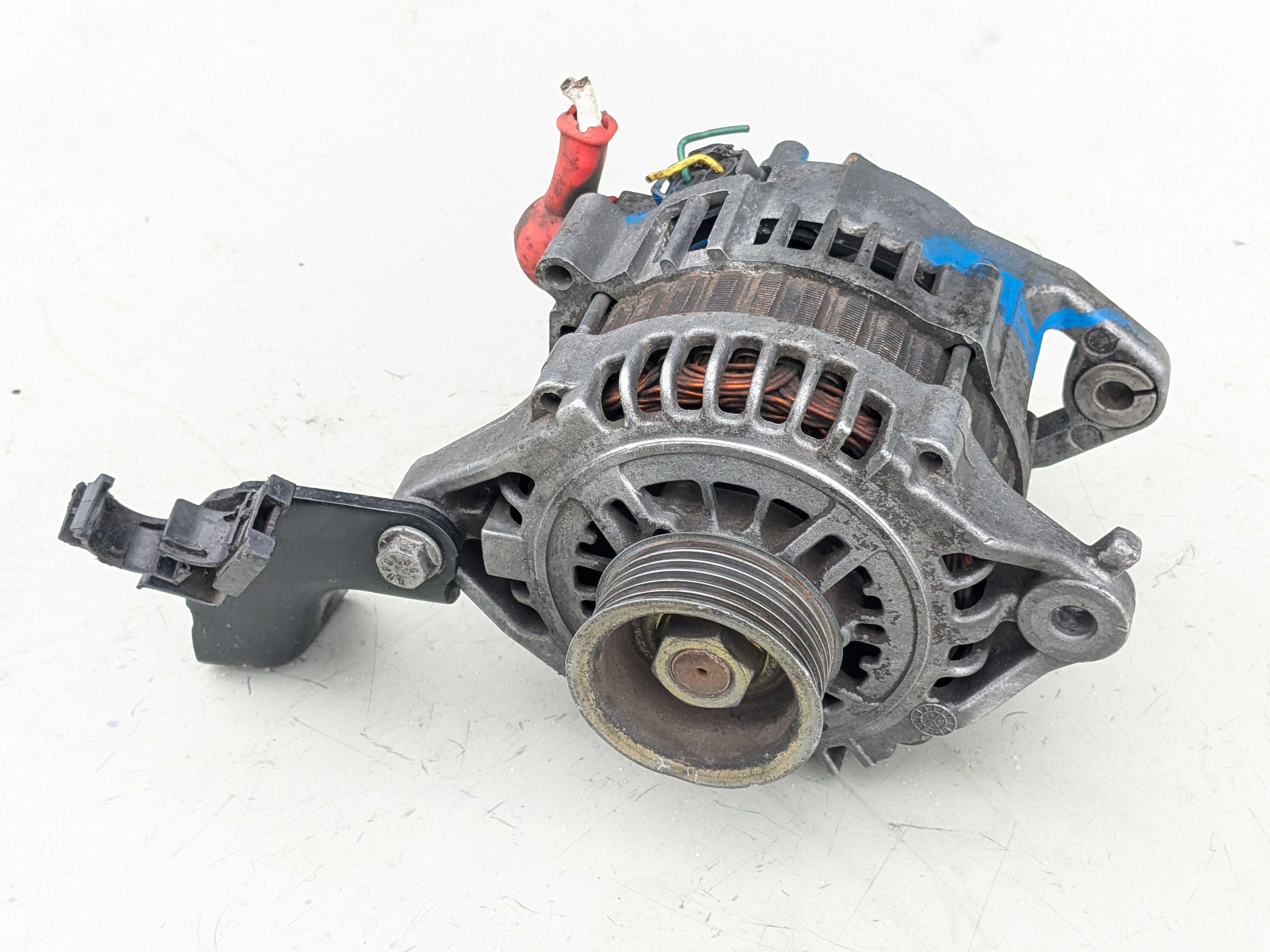 Генератор Nissan Almera N15 N16 Primera P11 P12 Sunny N14/ 1.4 1.6 1.8
