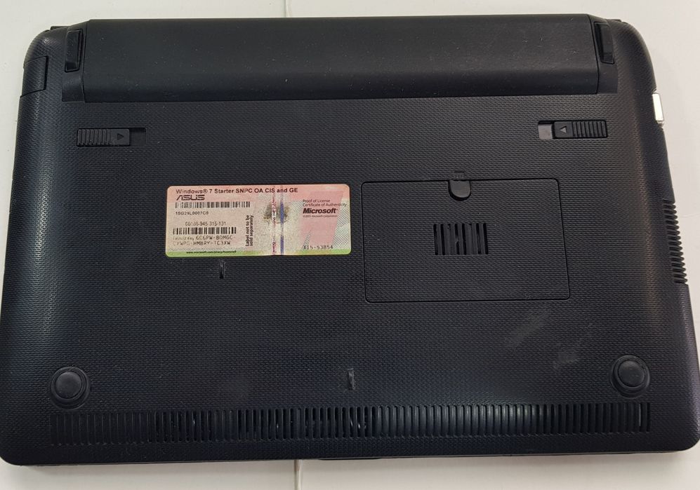 Нетбук Asus Eee PC 1015PE