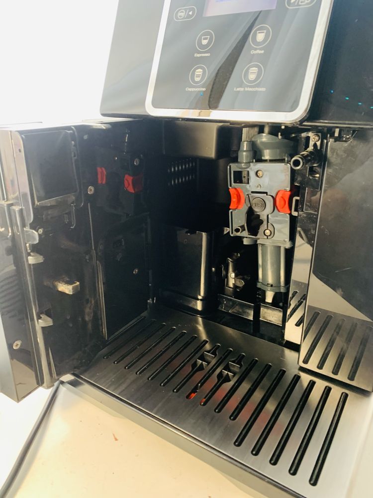 Ekspres DeLonghi Perfecta Evo