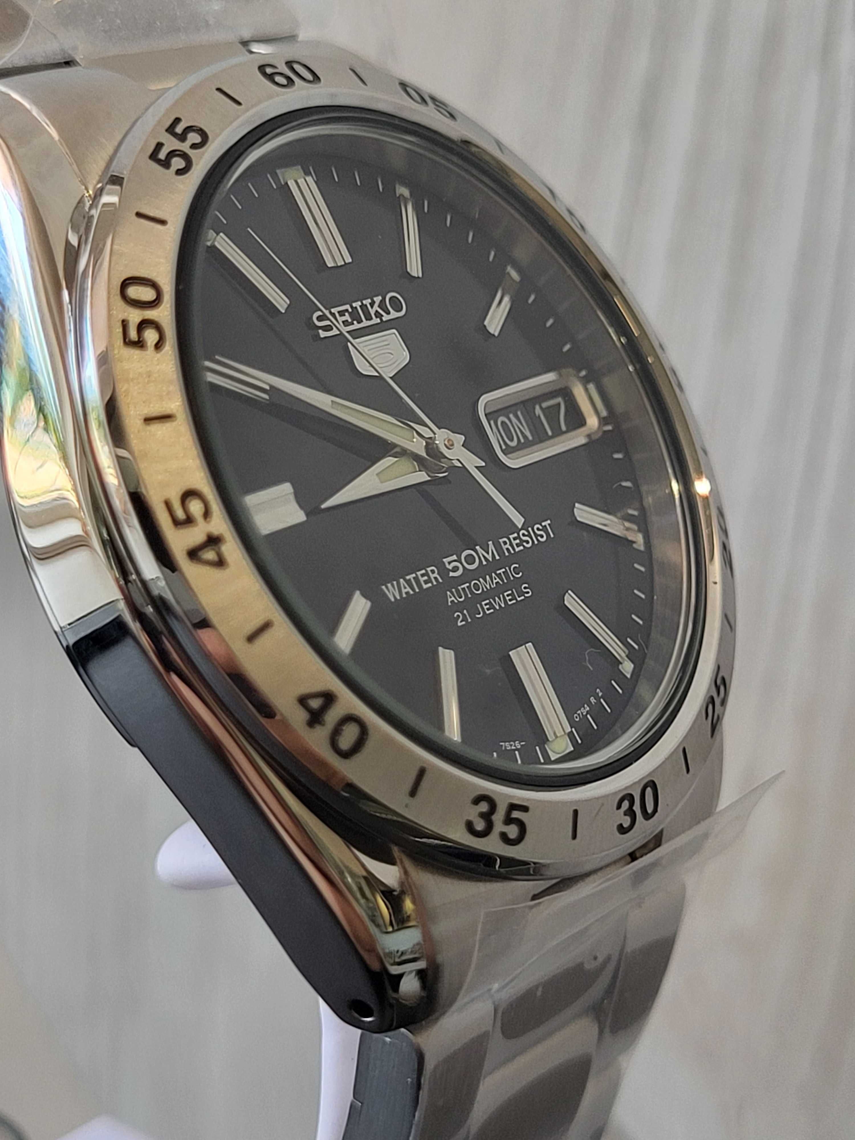 НОВИЙ Механічний наручний годинник SEIKO 5 Classic SNKE01K1 сейко часы