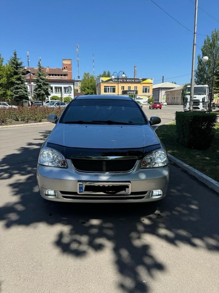 Продам Chevrolet Lacetti 1.8