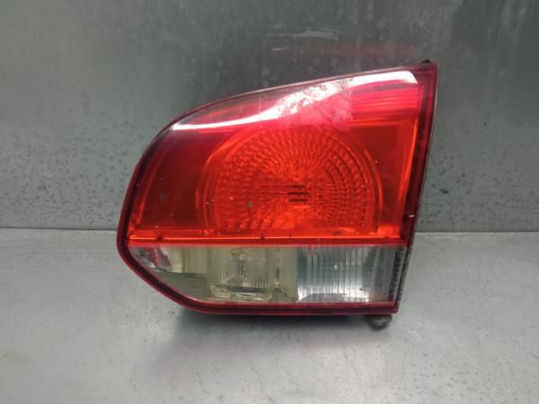 Farolim da mala direito VOLKSWAGEN Golf VI (5K1)