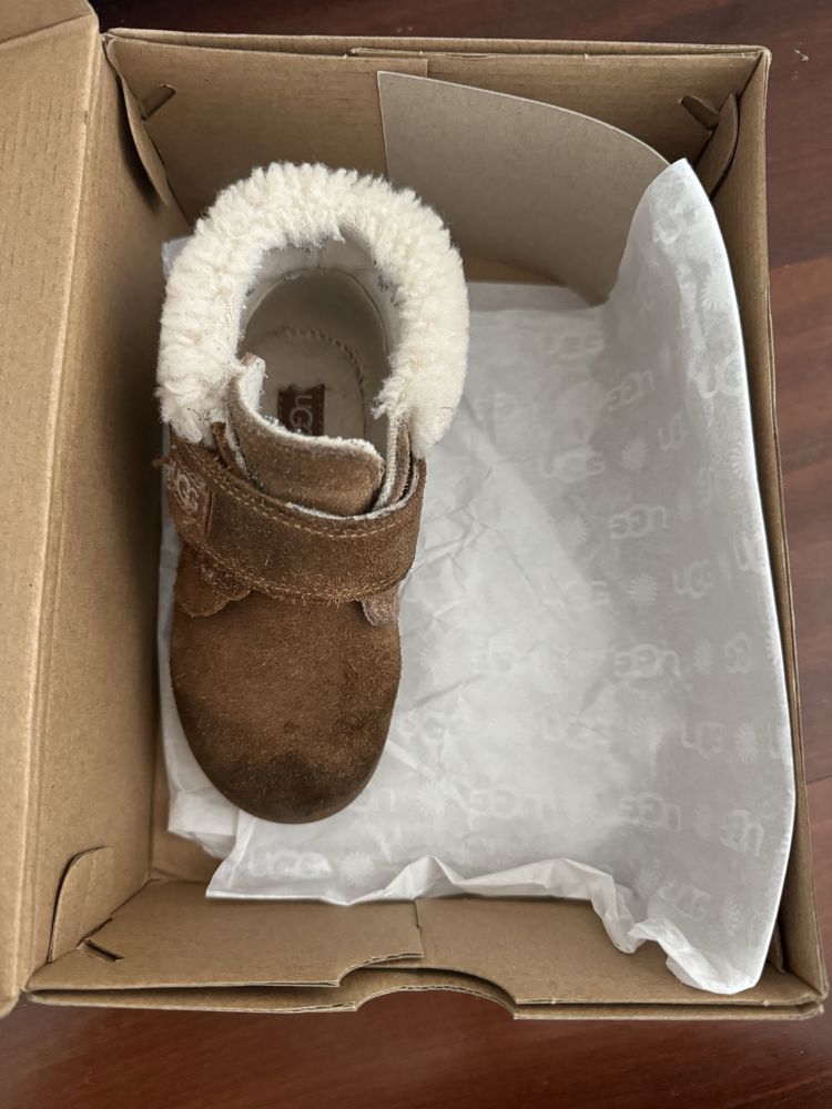 Vendo botas UGG unisexo