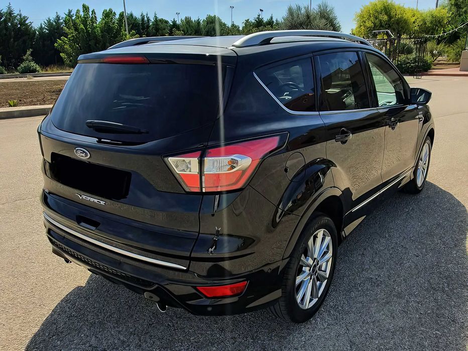 Ford Kuga      2017