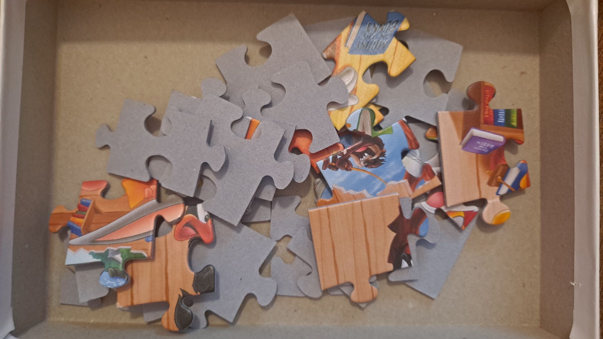 Puzzle Trefl  30 elementów Kubuś Puchatek Królik Bugs