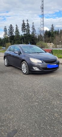 Opel Astra J # 1.6 benzyna 115 km # 2009r # fajna wersja