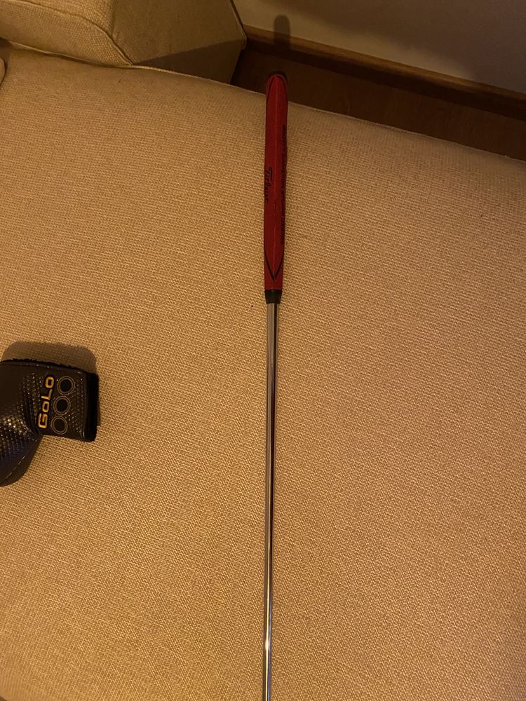 Scotty Cameron Golo 5 - Titleist putt