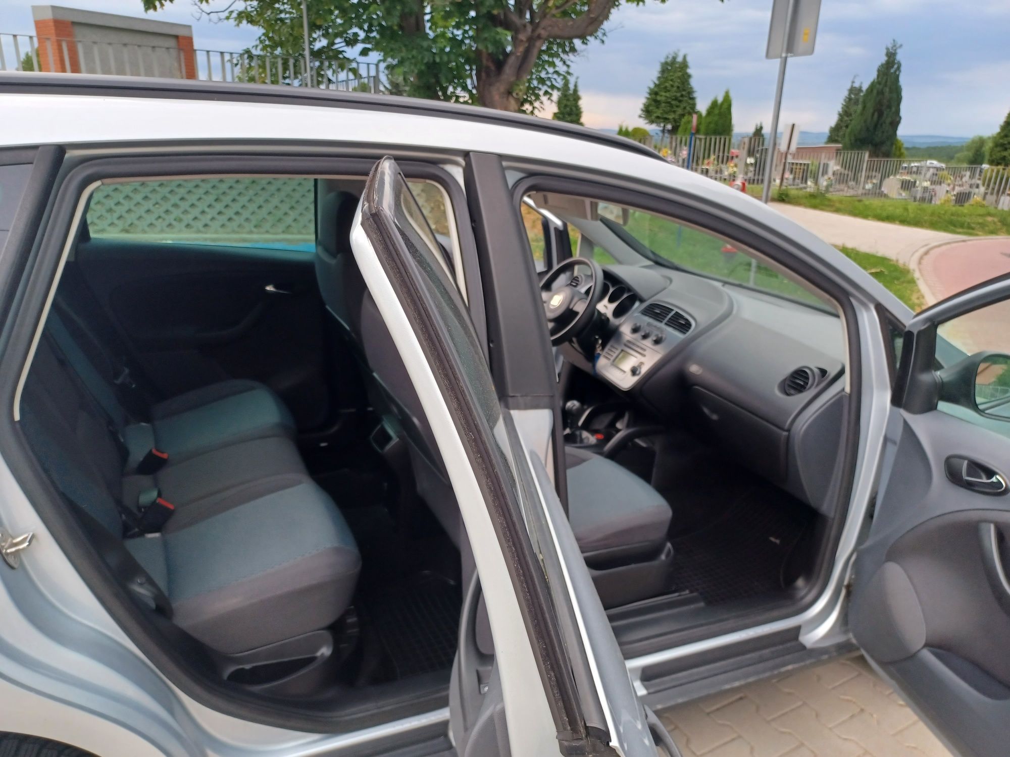 Seat Toledo XL 1.9 tdi 105km /zadbany doinwestowany/ zarejestrowany