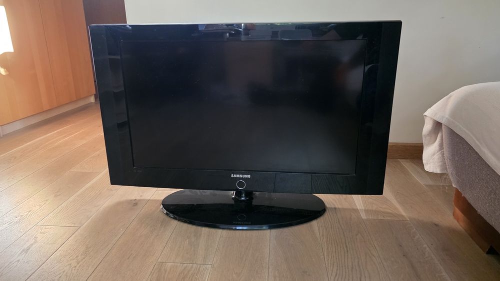 Telewizor  Samsung 32 cale le32a330j1n