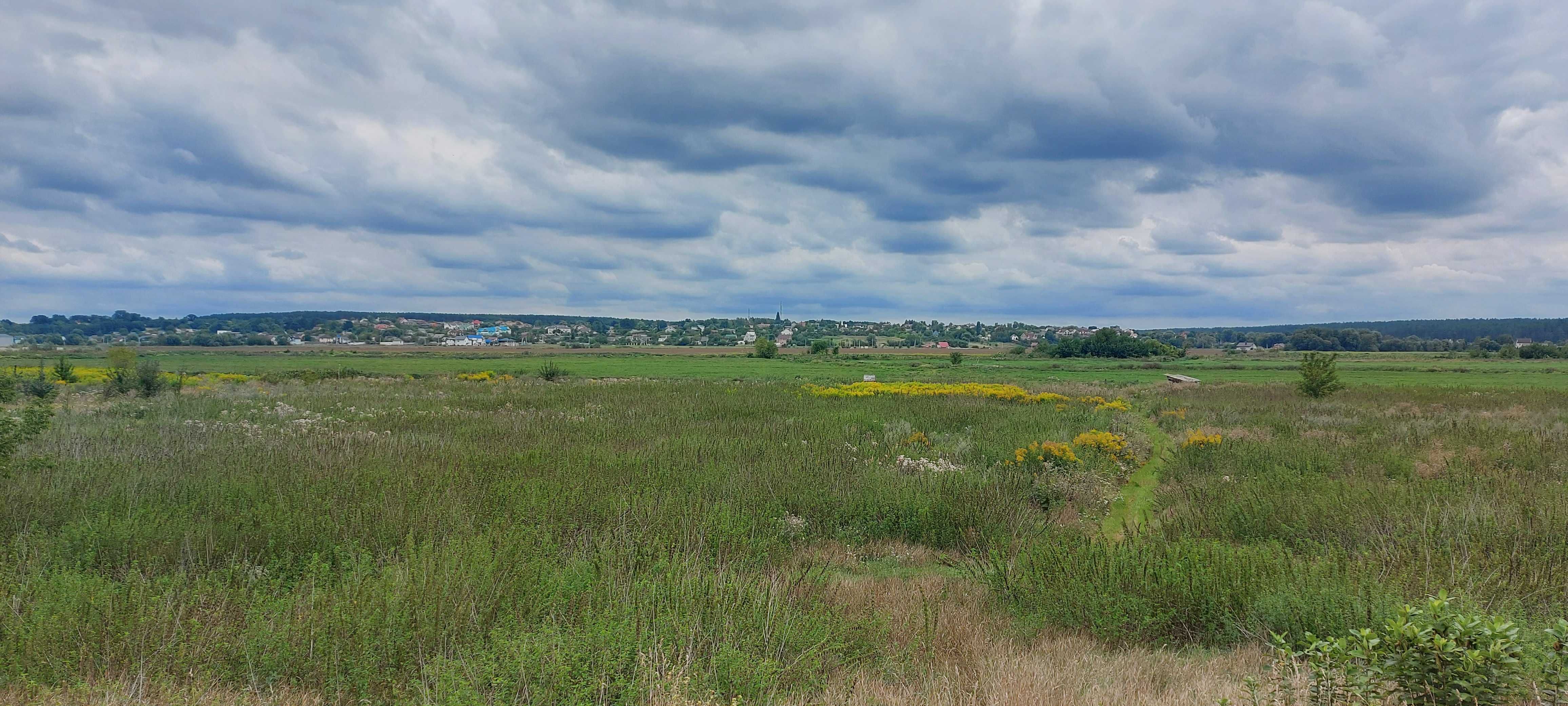 Земельна ділянка під будівництво в с.Лука