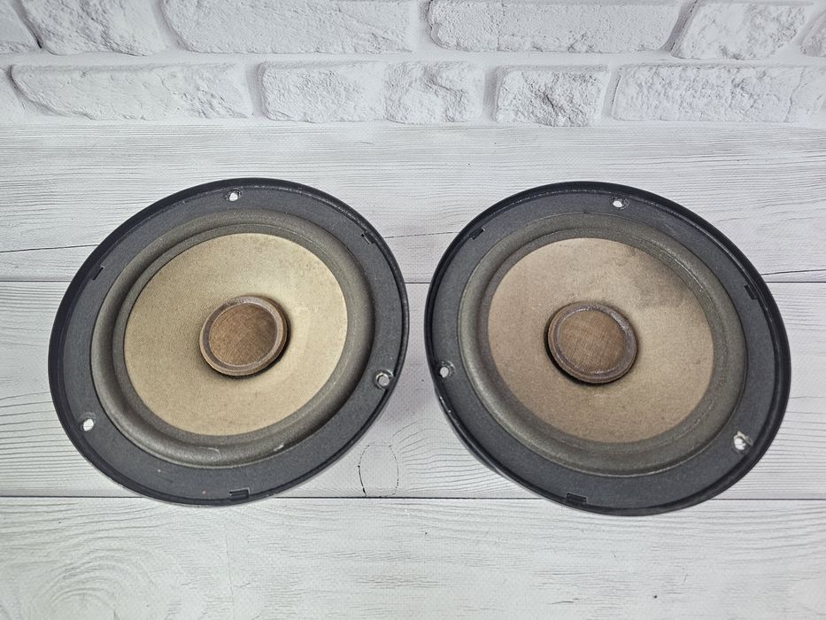 Оригінальні динаміки / Динамики  Ford Puma Coupe / Aston Martin db7