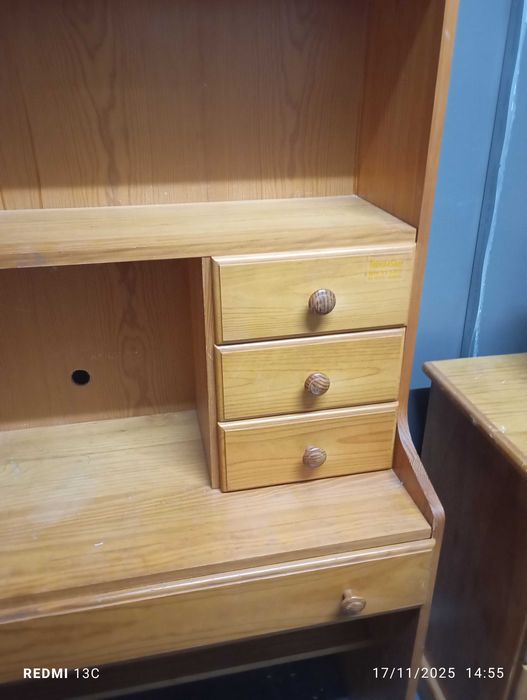 Escrivaninha / Secretaria