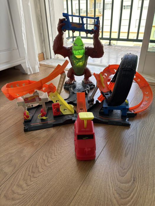 Pista de carros HOTWHEELS