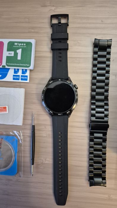 Huawei Watch GT4 (46mm) + Extras (bracelete Aço, vidros, protecção)
