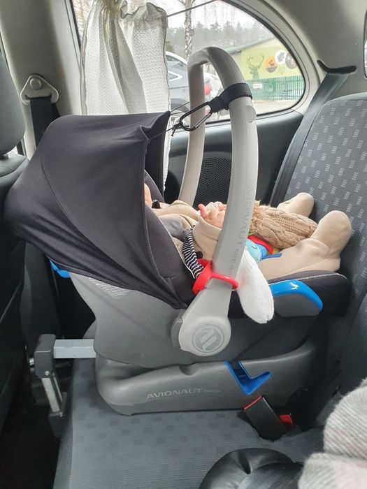 Fotelik samochodowy Avionaut Kite+ 0-13kg plus baza