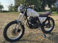 Suzuki GN 125/250 Scrambler (custom cafe racer)