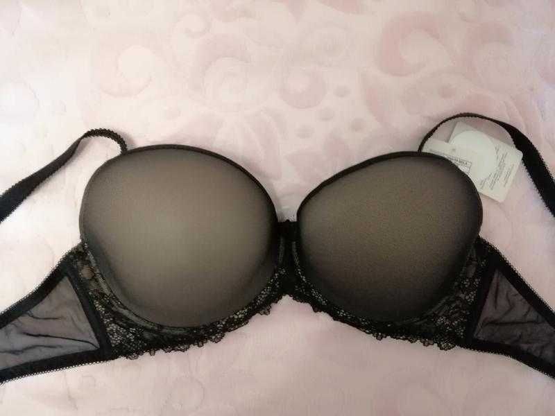 Шикарний бюстгальтер формована чашка — bela, новий, 80 E, 80 D