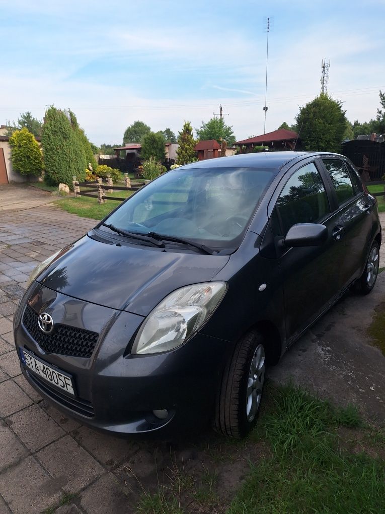 Okazja Toyota Yaris 1.4d sprawna mały przebieg.
