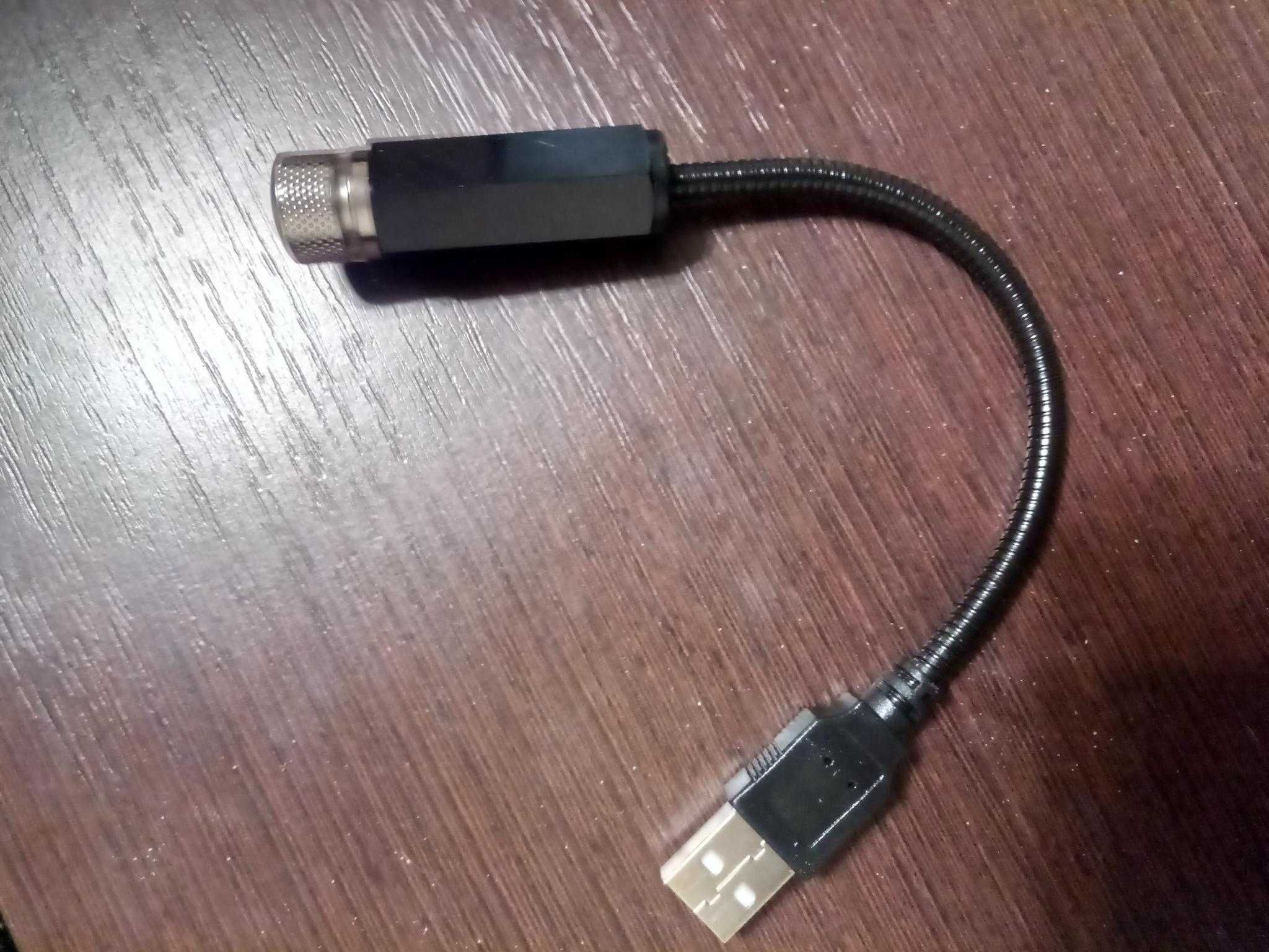 Проекционный USB светильник для салона авто