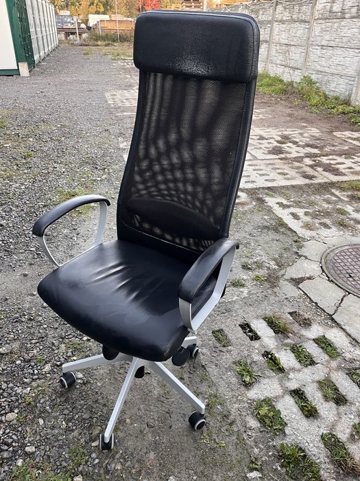 Krzesło obrotowe fotel krzeslo biurowe bardzo wygodny
