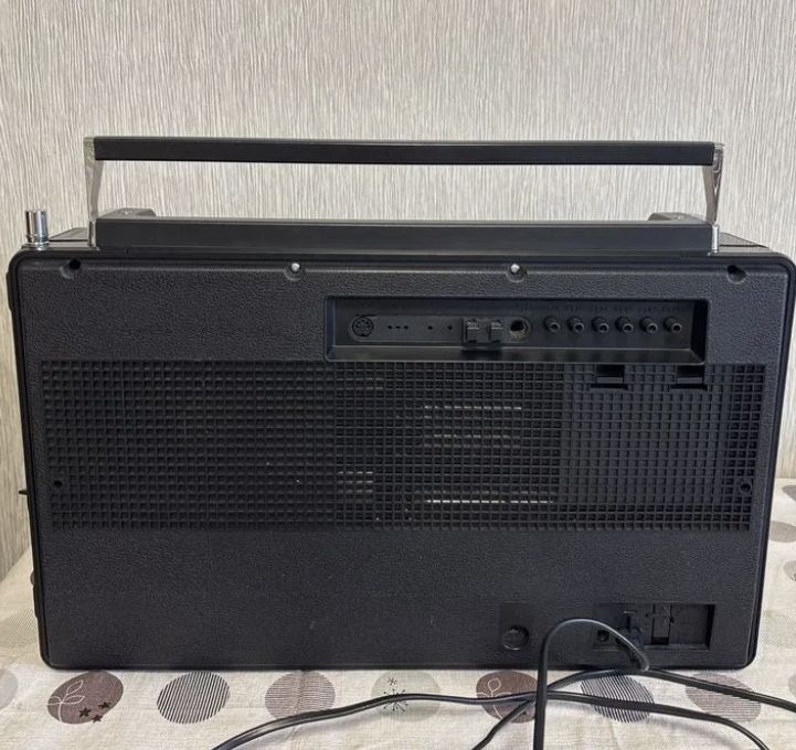 Радиоприемник Grundig 3400