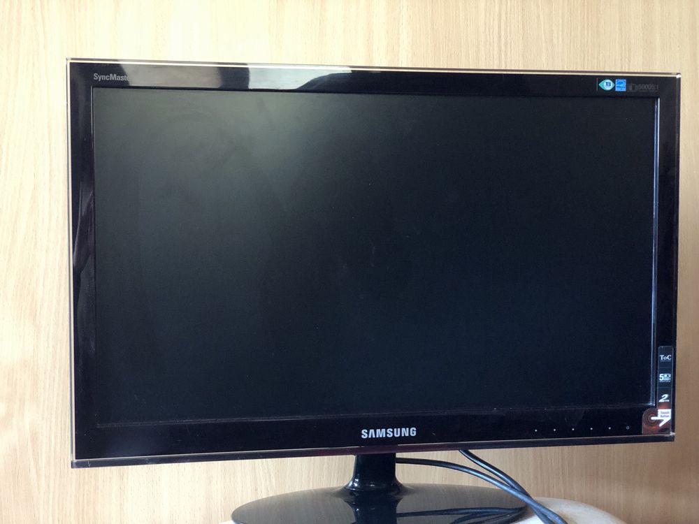 Монитор Samsung 23”