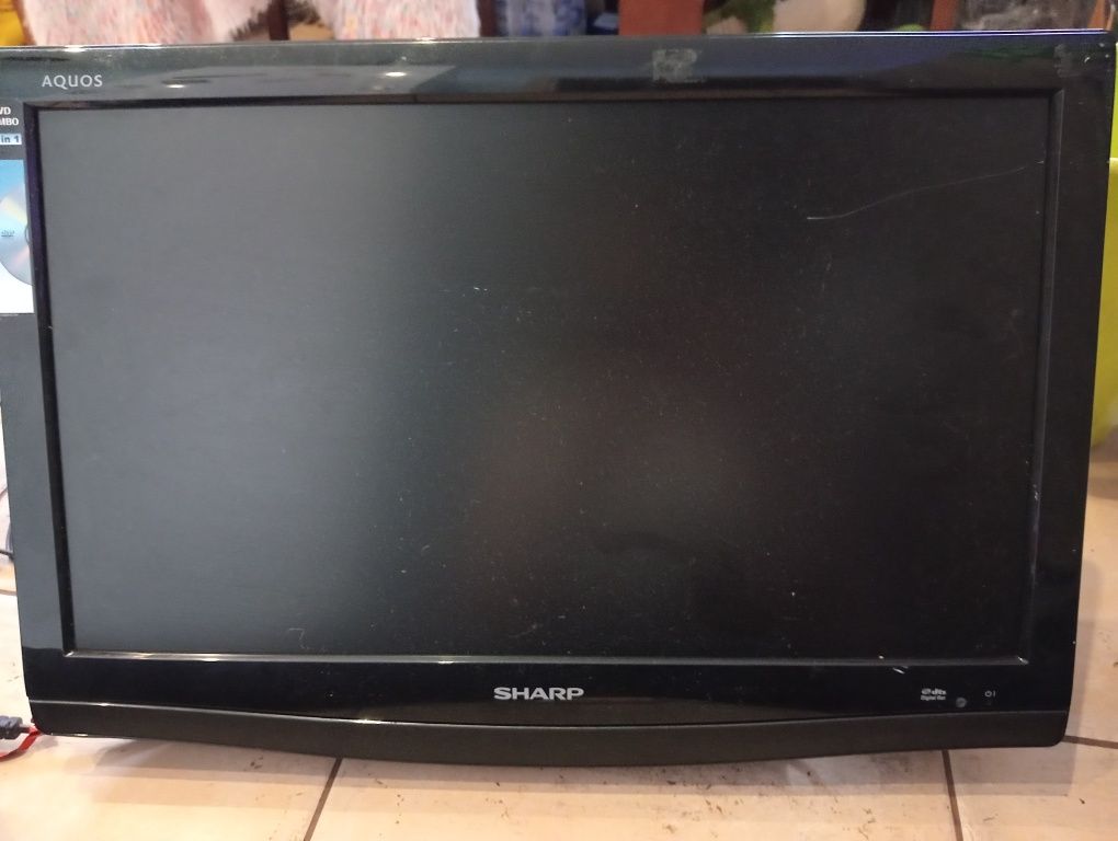 sprzedam telewizor aquos sharp