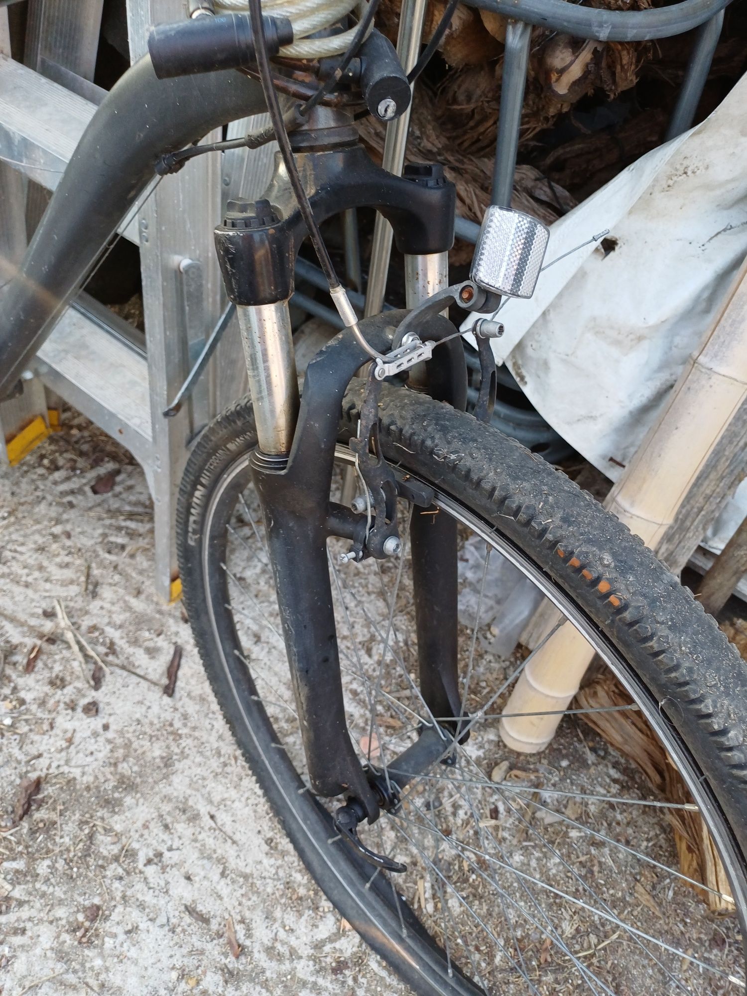 Bicicleta para peças.