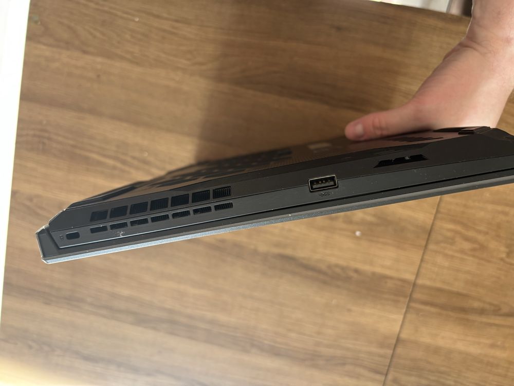 ASUS TUF Gaming F15 FX506HM  i7-11800H  RTX 3060 32GB RAM 1TB SSD