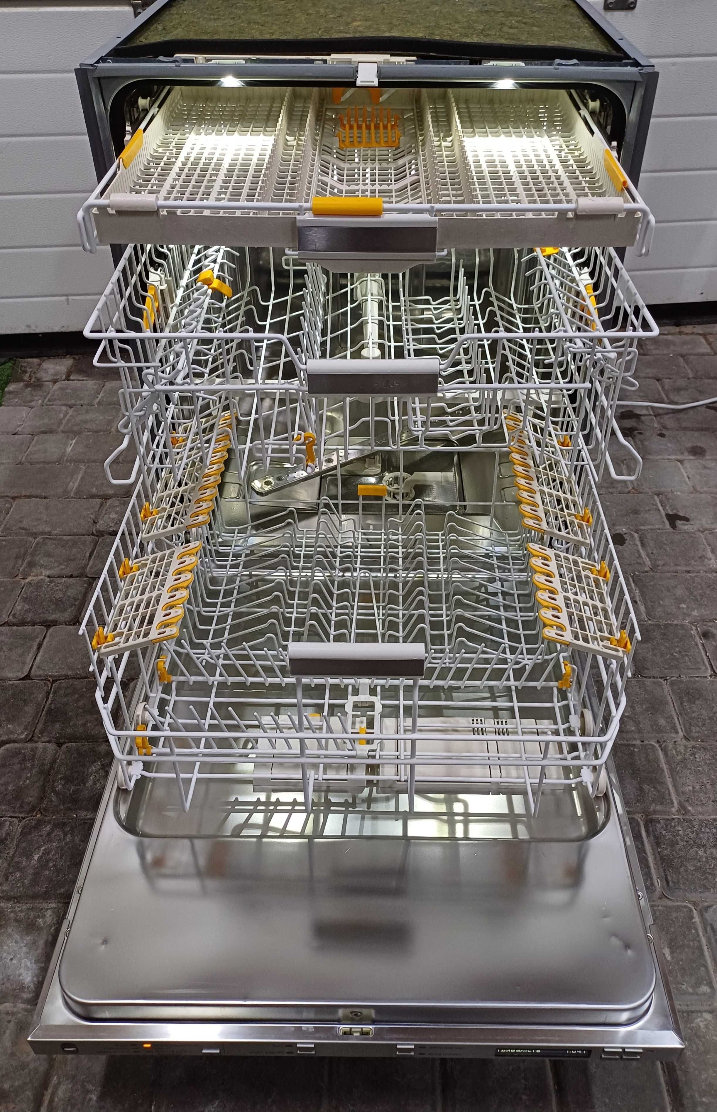 Посудомийна машина посудомийка 60см Miele G6575SCV Auto Open підсвітка