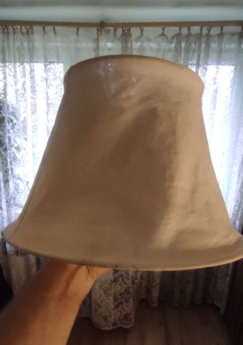 Retro abażur na lampę z żarówką