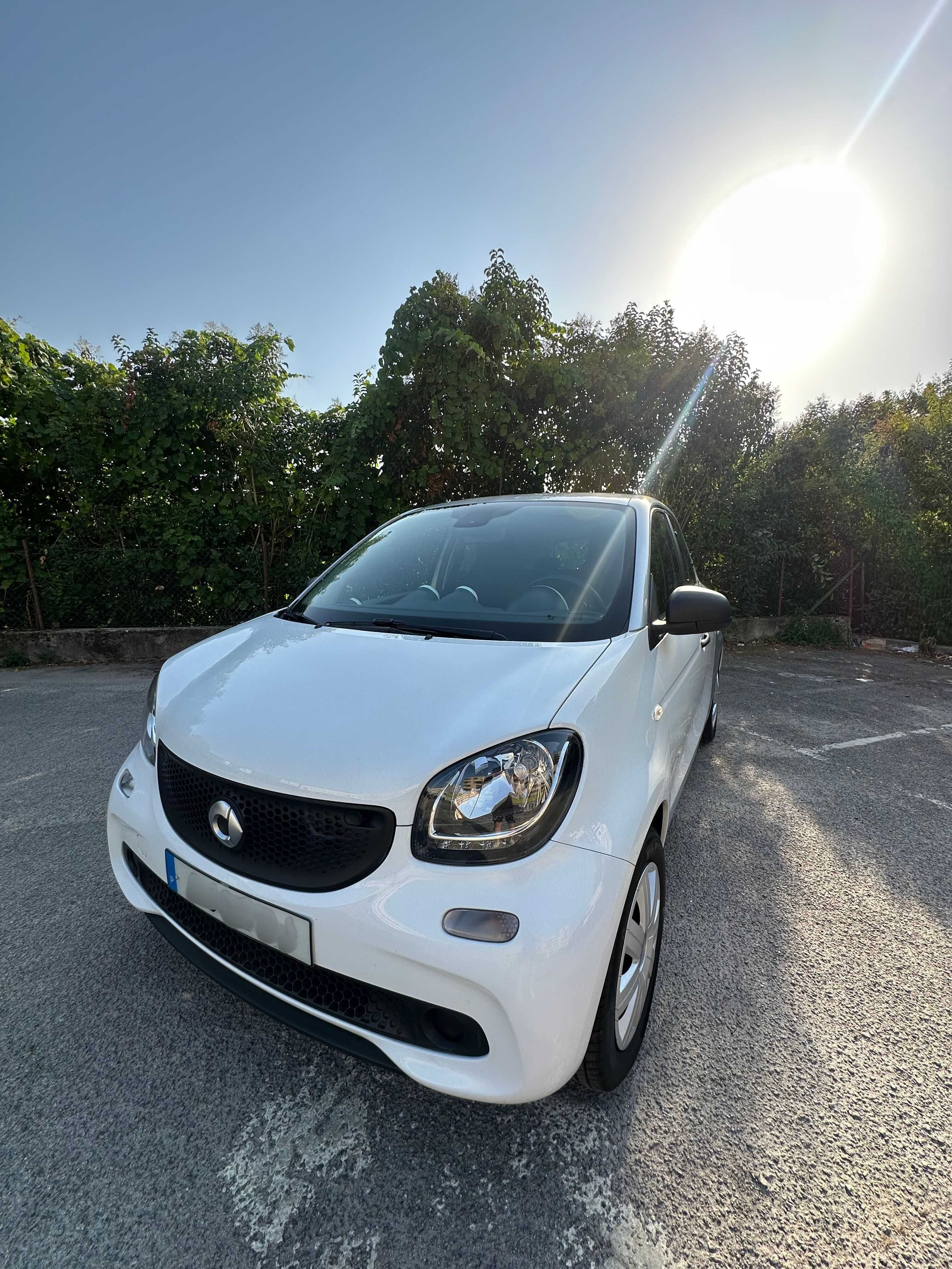 SMART FourFour 1.0