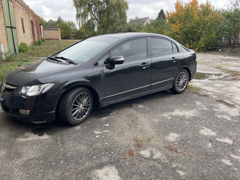 HONDA CIVIC  1,8 бензин автомат
