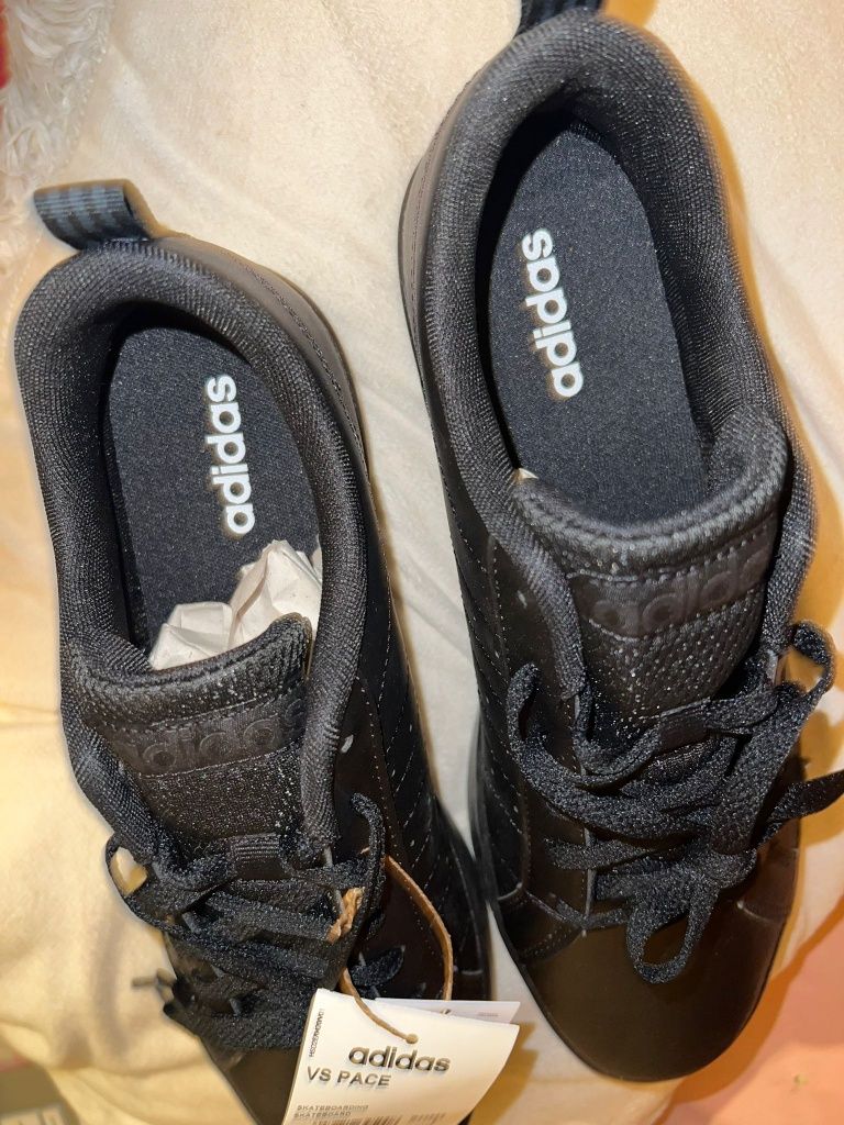 Adidas VS PACE ténis
