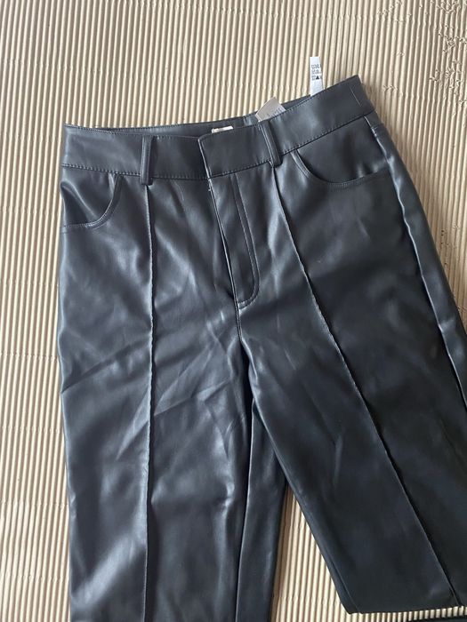 Stradivarius skórzane spodnie XXS/XS