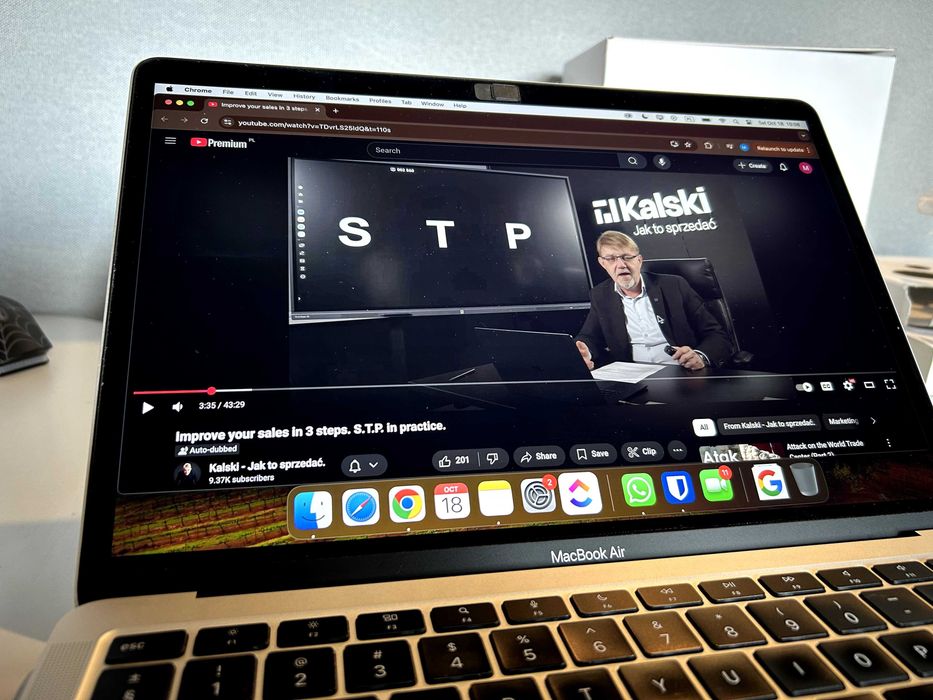 Macbook Air M1 2020, 8GB, 128GB | Srebrny, Zadbany