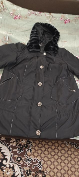 Пальто тепле 66 розміру