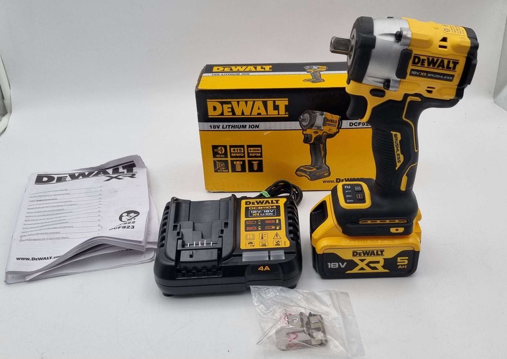 Klucz Udarowy Dewalt DCF922 18V + Akumulator 5AH + Ładowarka