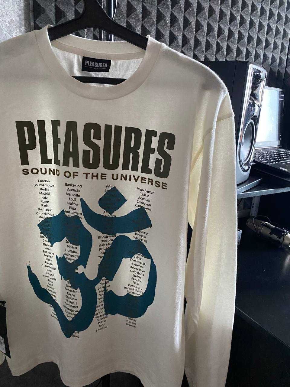 Лонг Pleasures River Race Playboy