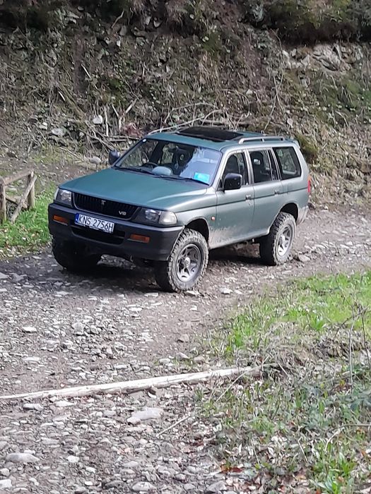 Mitsubishi Pajero Sport 3.0 V6 LPG 98r