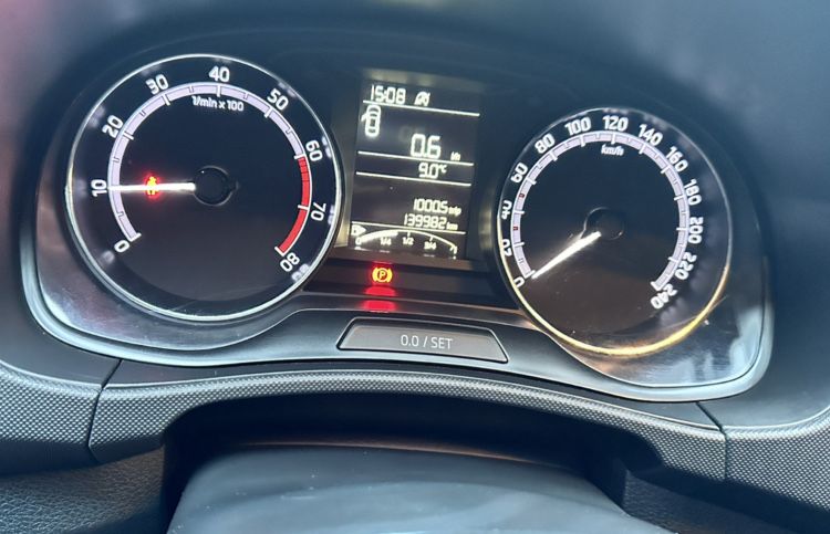 Щиток приборів Škoda 2019 року