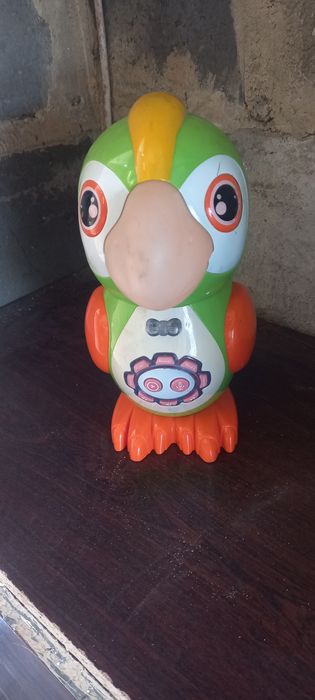 Інтерактивна іграшка папуга