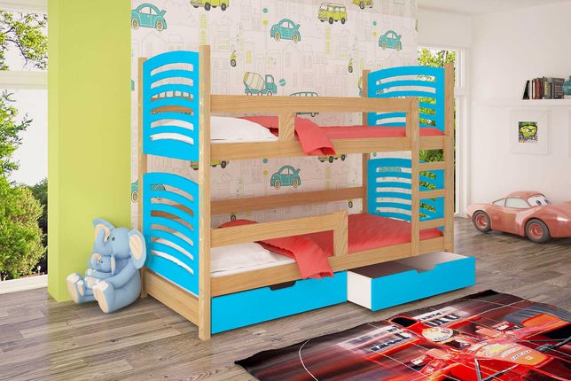 Sosnowe łóżko piętrowe dla dzieci z materacami