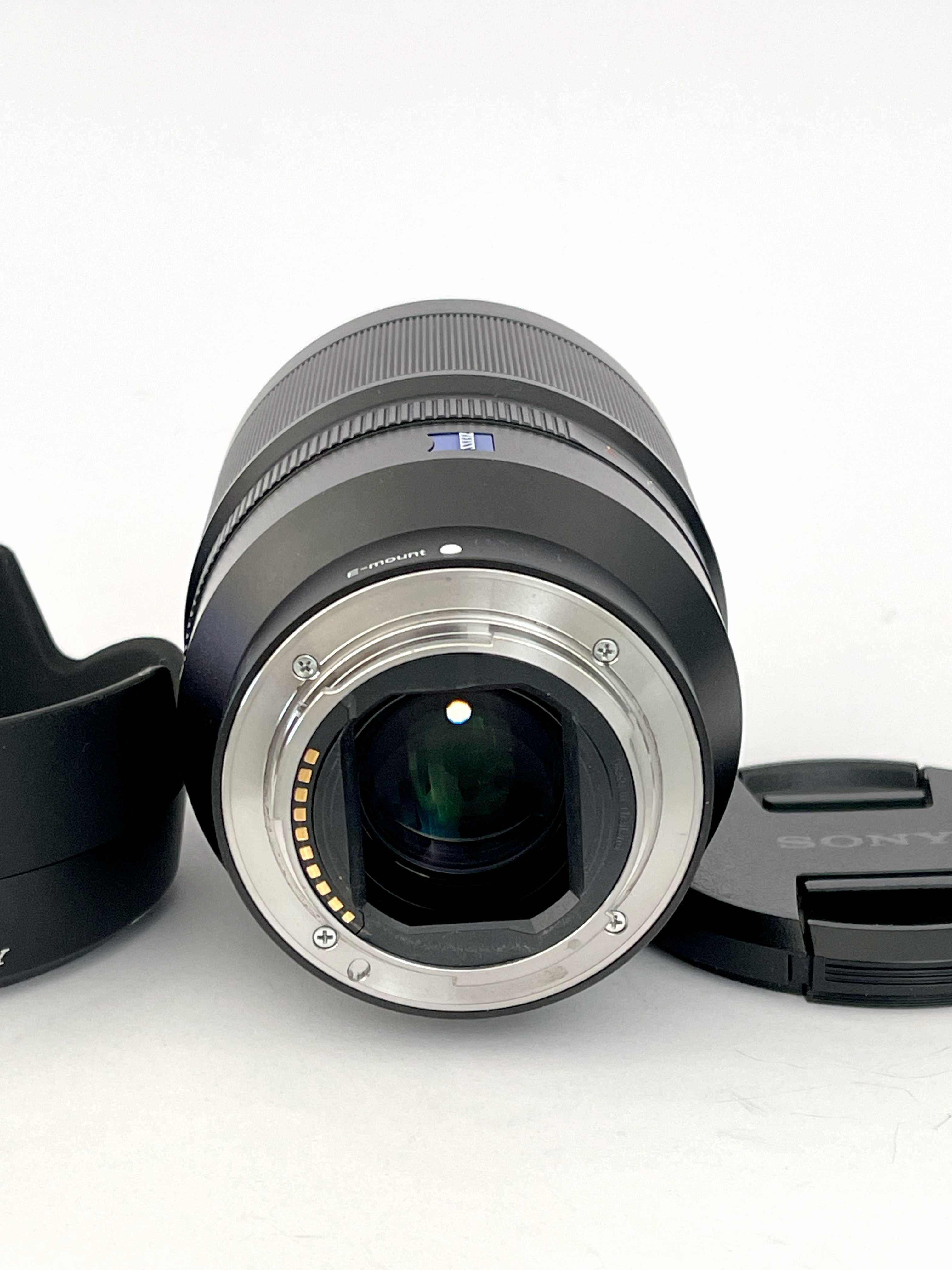 Sony Zeiss FE 35mm f/1.4 Distagon ZA Full Frame