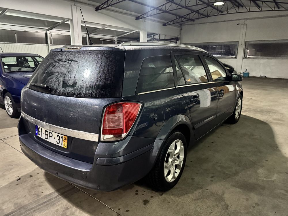 Opel Astra H 1.6i Cosmo Automatico