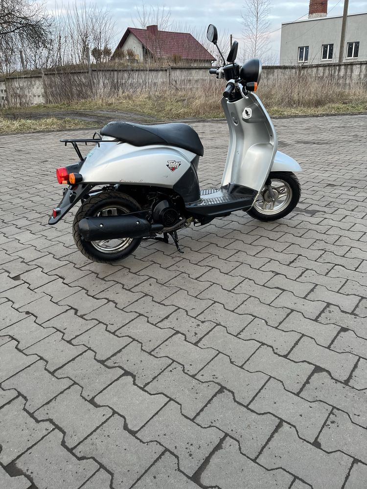 Продам скутер Honda Today Af 61