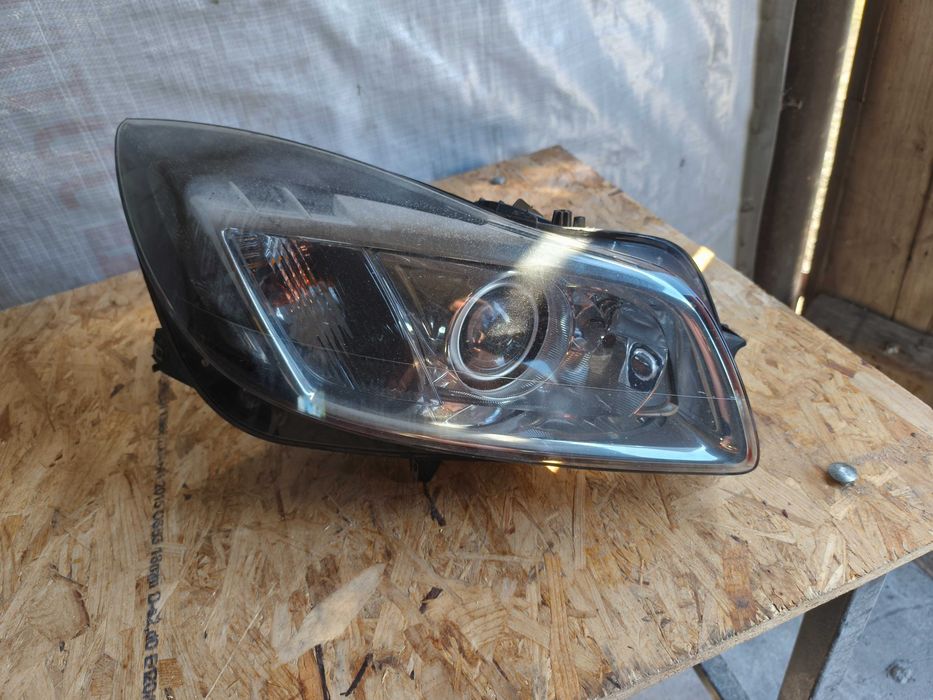 Lampa bixenon skrętny Opel Insignia A prawa