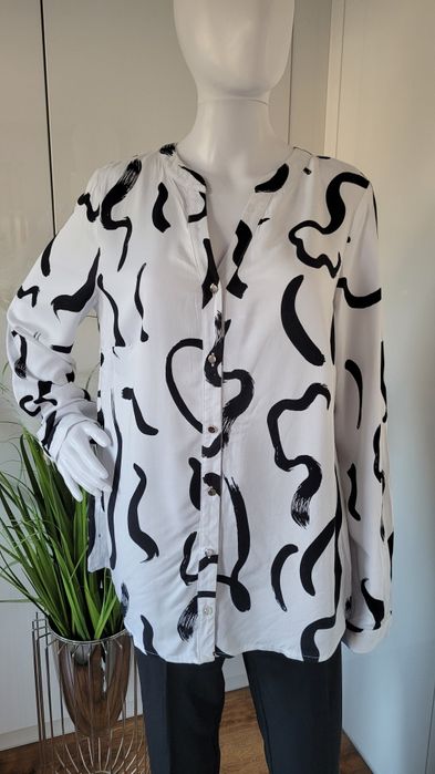 Koszula damska z wiskozy biała wzorzysta Mohito XL