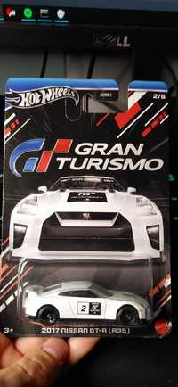 2 sztuki modeli gran turismo